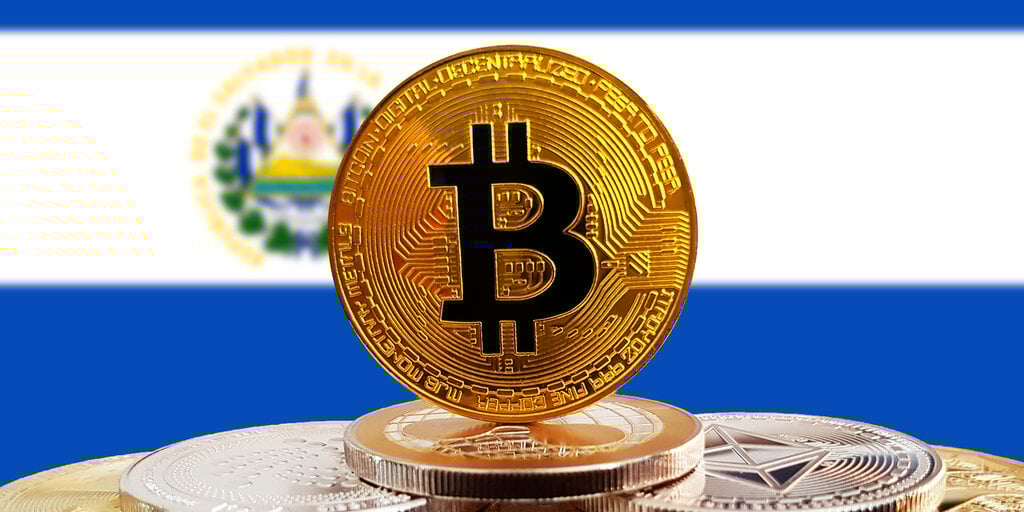 El Salvador to Scale Back Bitcoin Efforts Under $1.4 Billion IMF Deal